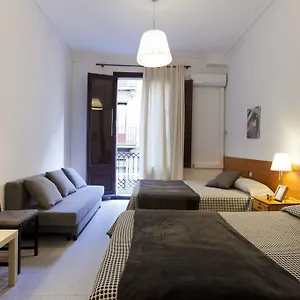  Gasthof Dragonflybcn Spanien